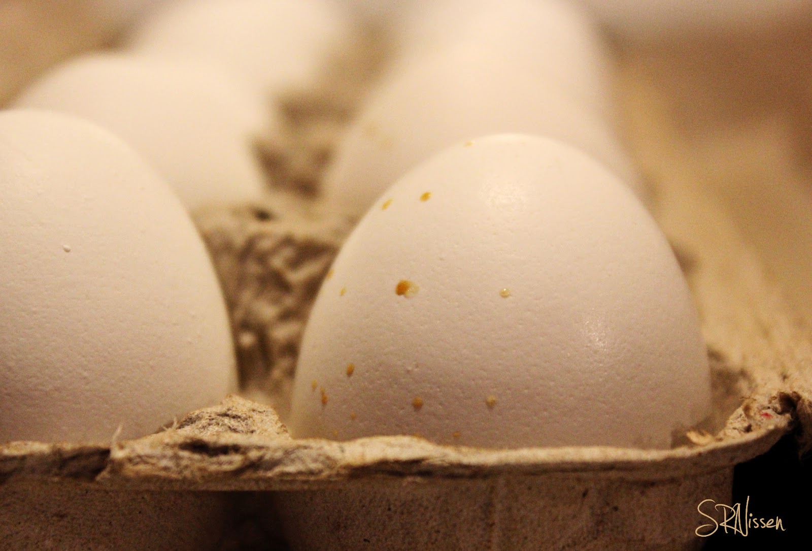 Egg Beaters & Color Crayons No Fail 'Hard Boiled' Eggs from the Oven