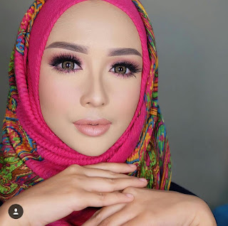 Softlens Warna Coklat Yang Cocok Untuk Pernikahan Dan Wisuda softlens warna coklat yang cocok untuk pernikahan dan wisuda