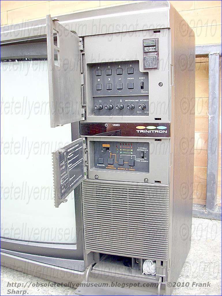 Obsolete Technology Tellye !: SONY KV-2704ET YEAR 1980.