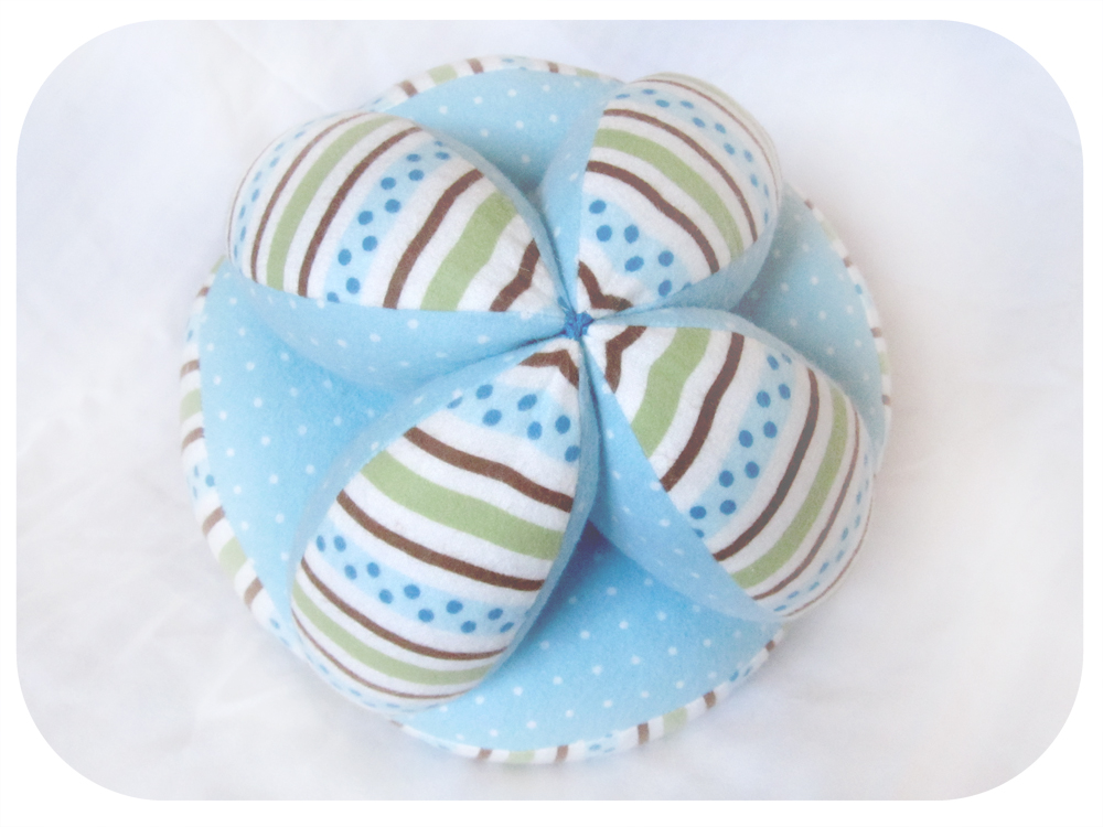 Make Your Own Puzzle Ball Behind