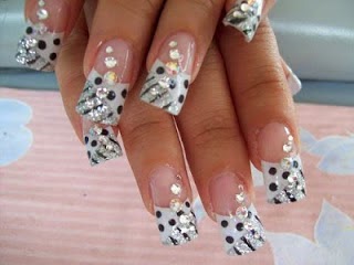 Uñas decoradas, imagenes de decoracion de uñas 2014, diseños modernos de uñas, tratamientos, consejos para uñas, lindas, coloridas, flores, dibujos, con esmalte, postizas 