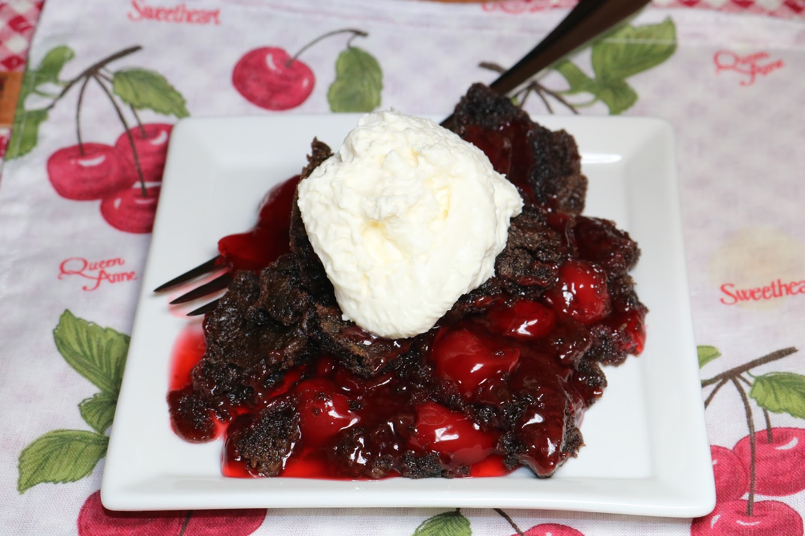 Crock dump forest cake pot