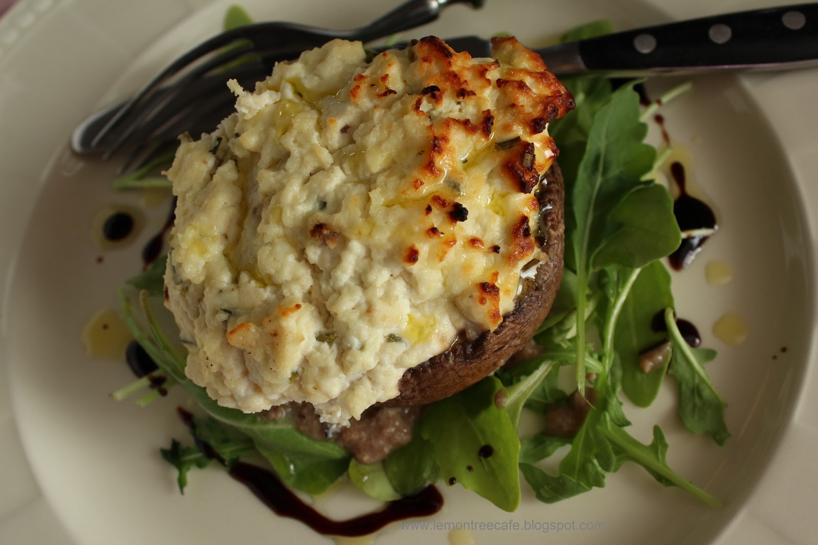 a lemon tree cafe grzyby portobello nadziewane serem portobello