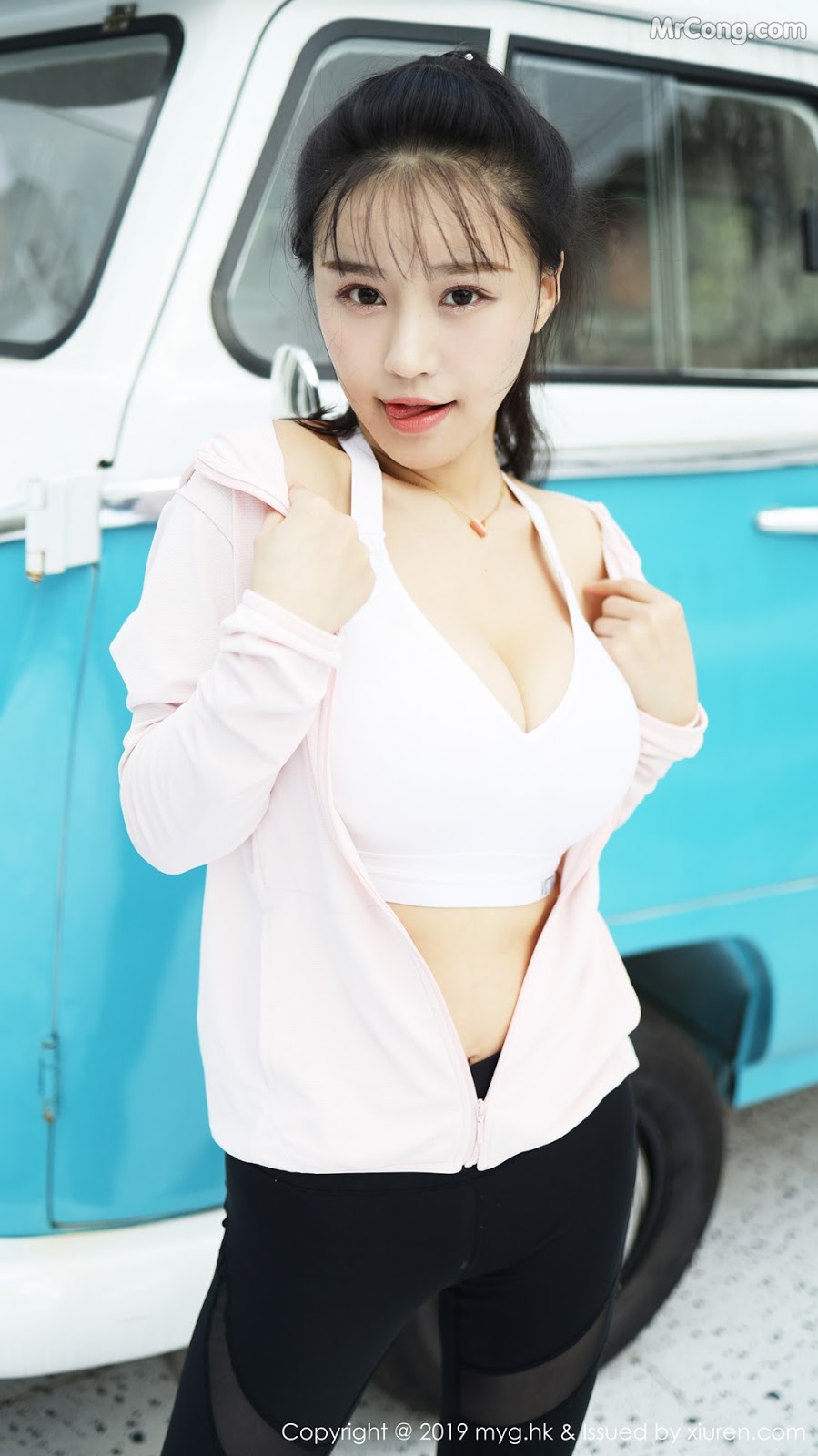 MyGirl Vol.387: Zhu Ke Er (Flower 朱 可 儿) (76 pictures)