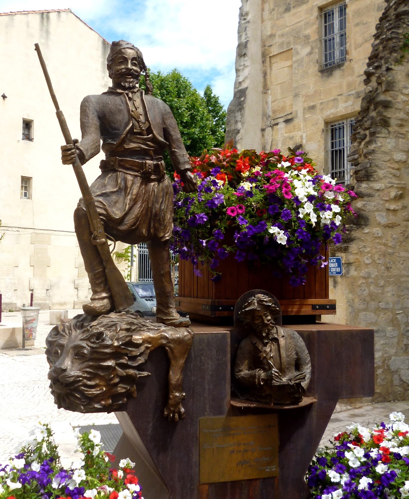 Get Alphonse daudet tartarin de tarascon For iPhone Free