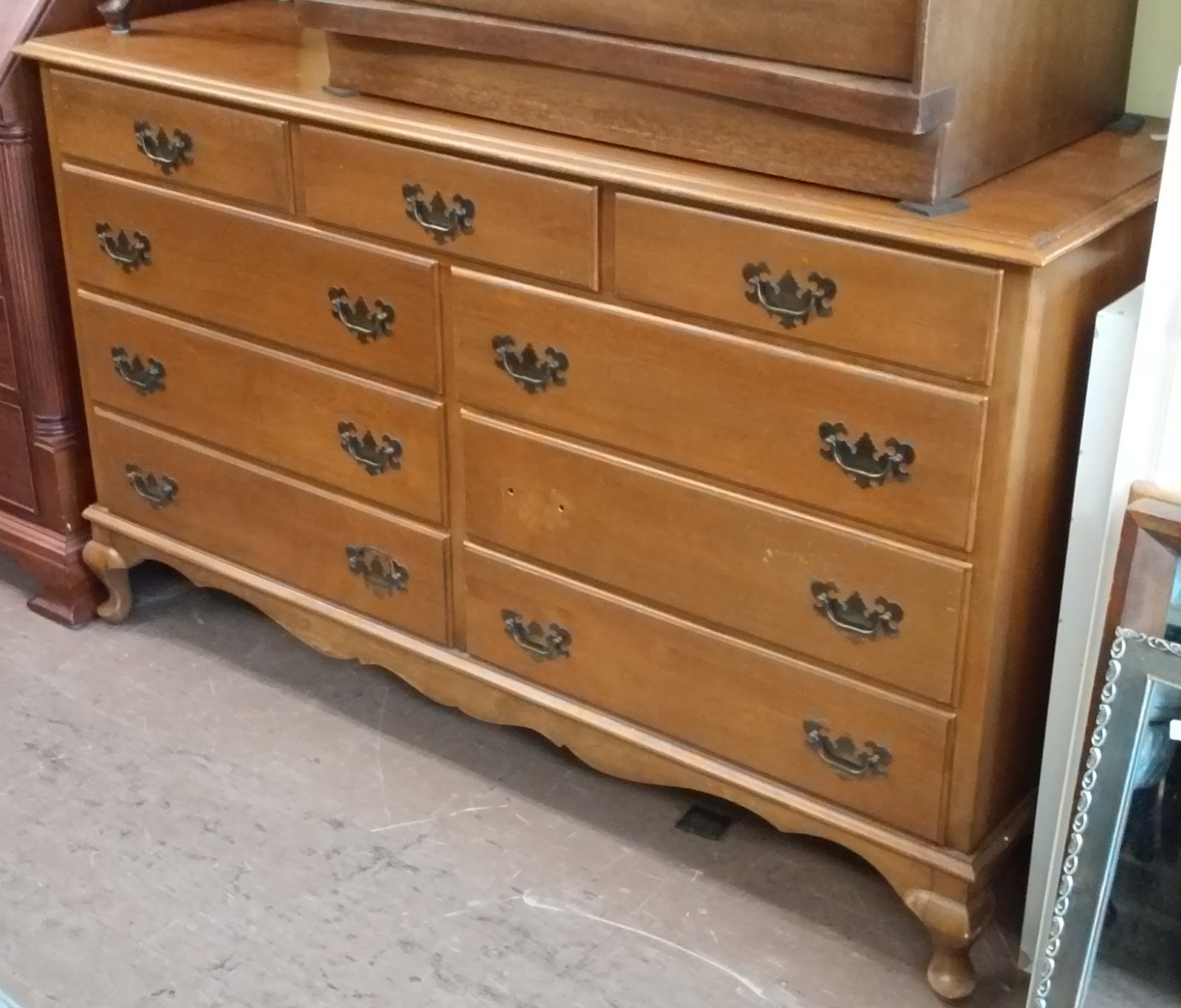 UHURU FURNITURE & COLLECTIBLES SOLD **BARGAIN BUY** 524 Cal Shop 5