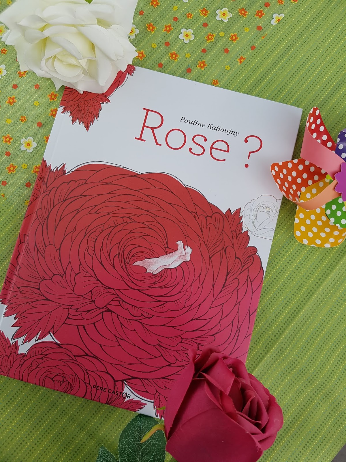 Sous le feuillage Rose ? de Pauline Kalioujny