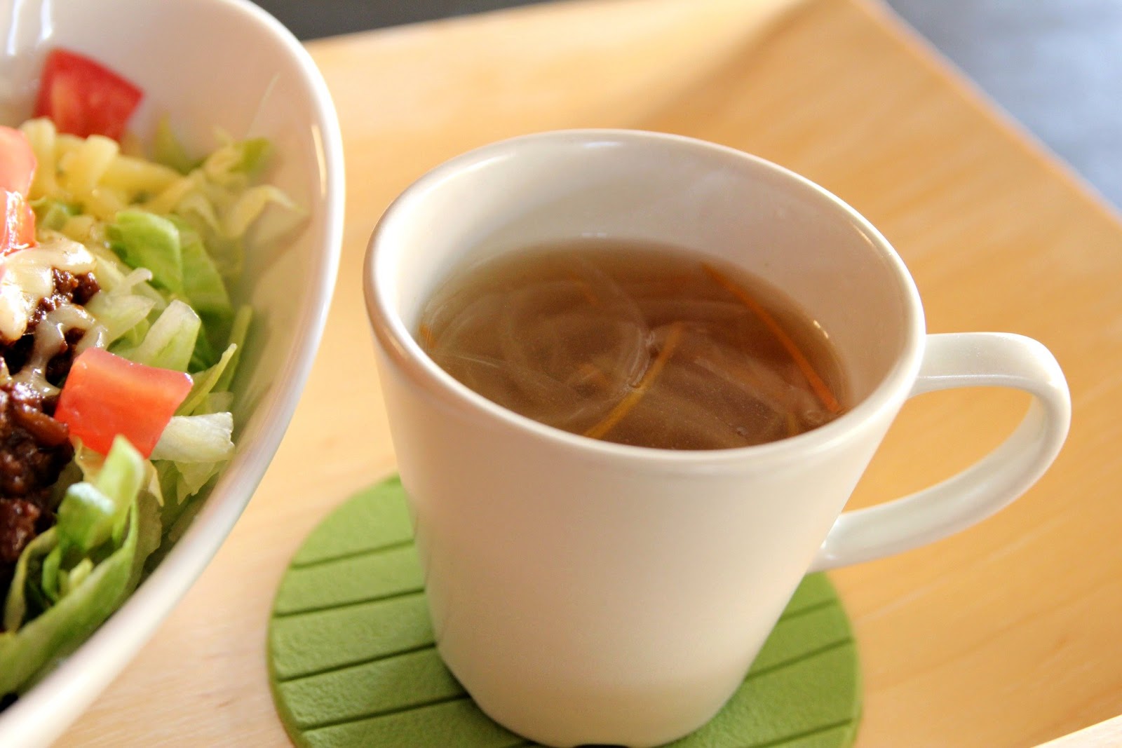 文の途中に何または何がありますか？