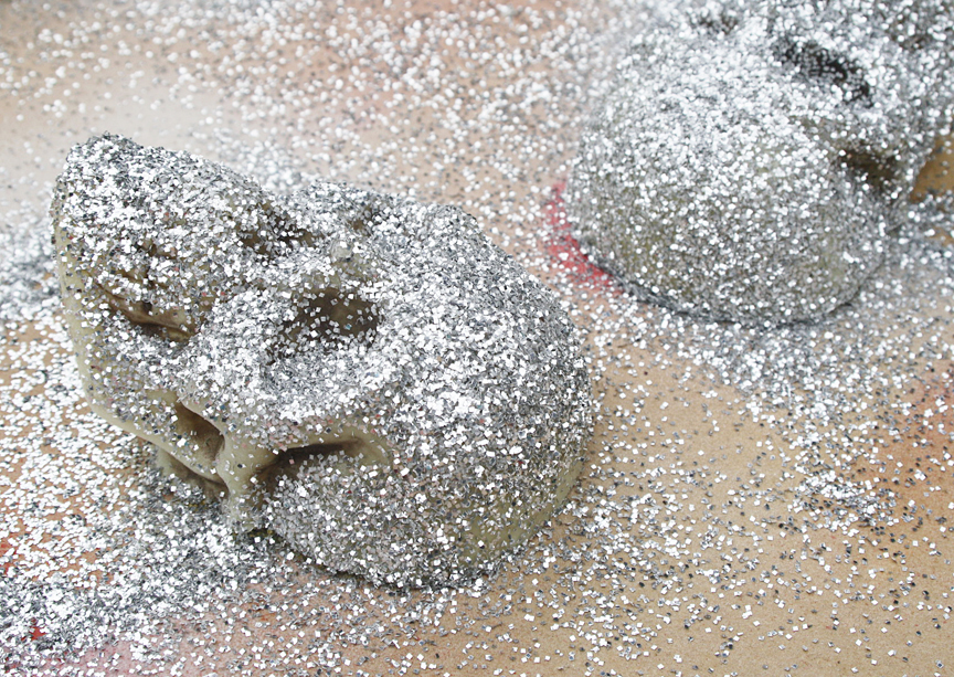 Glittery%2Bskulls.JPG