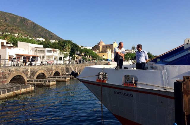 How to Get to the Aeolian Islands