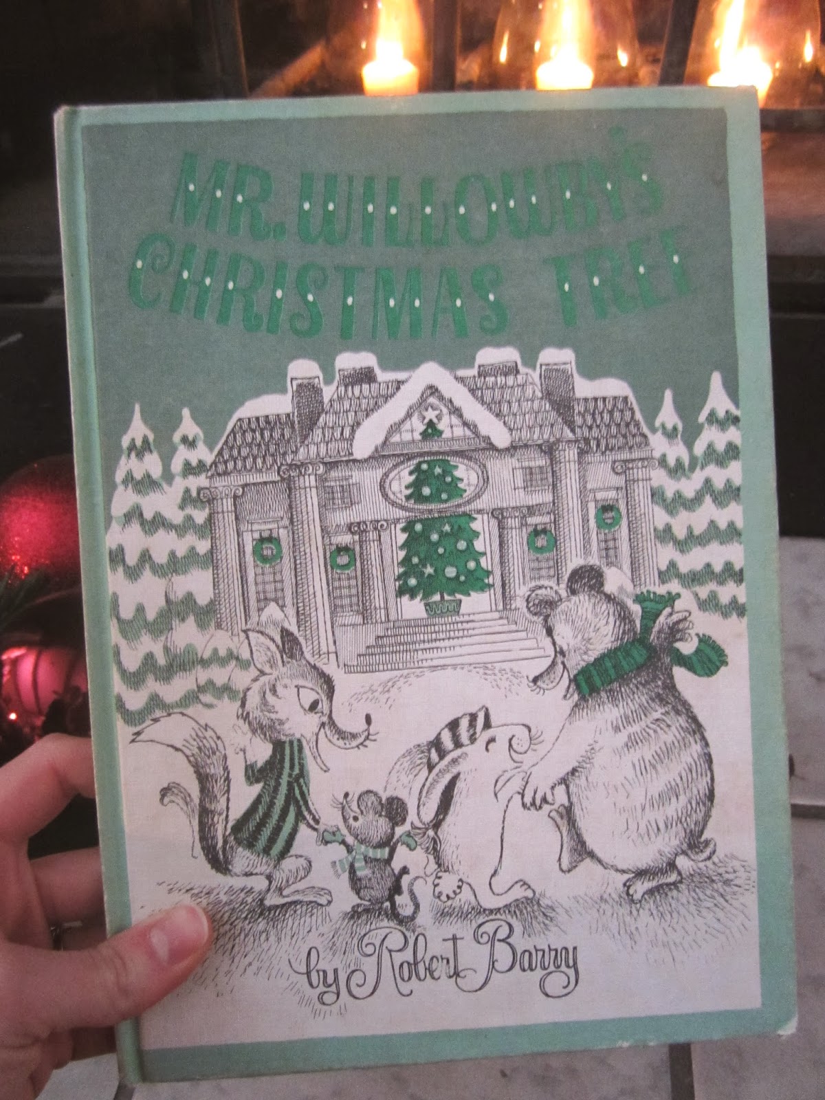 heroine jones: Review: Mr. Willowby's Christmas Tree by Robert Barry