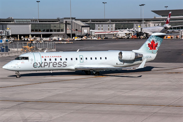 bombardier crj-200 air canada