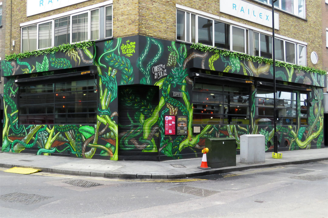 Daily Photo Stream Queen of Hoxton