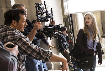 Amanda Seyfried on the set of Fathers and Daughters