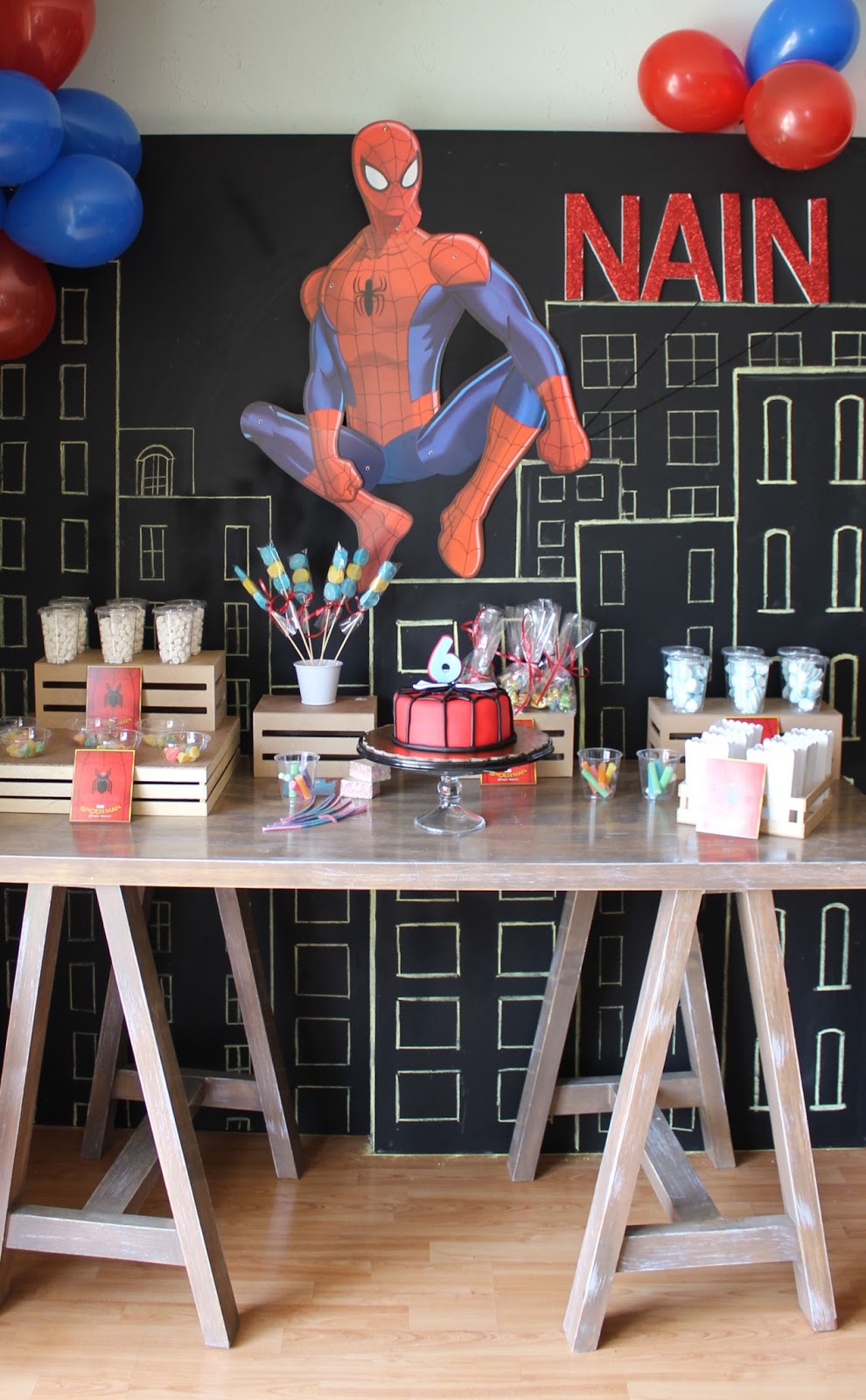 Diseño de Interiores y Lifestyle: Mesa de dulces de Spider-Man