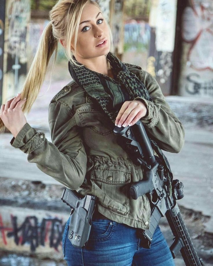 Military girl * Women in the military * Army girl * Women with guns * Armed...