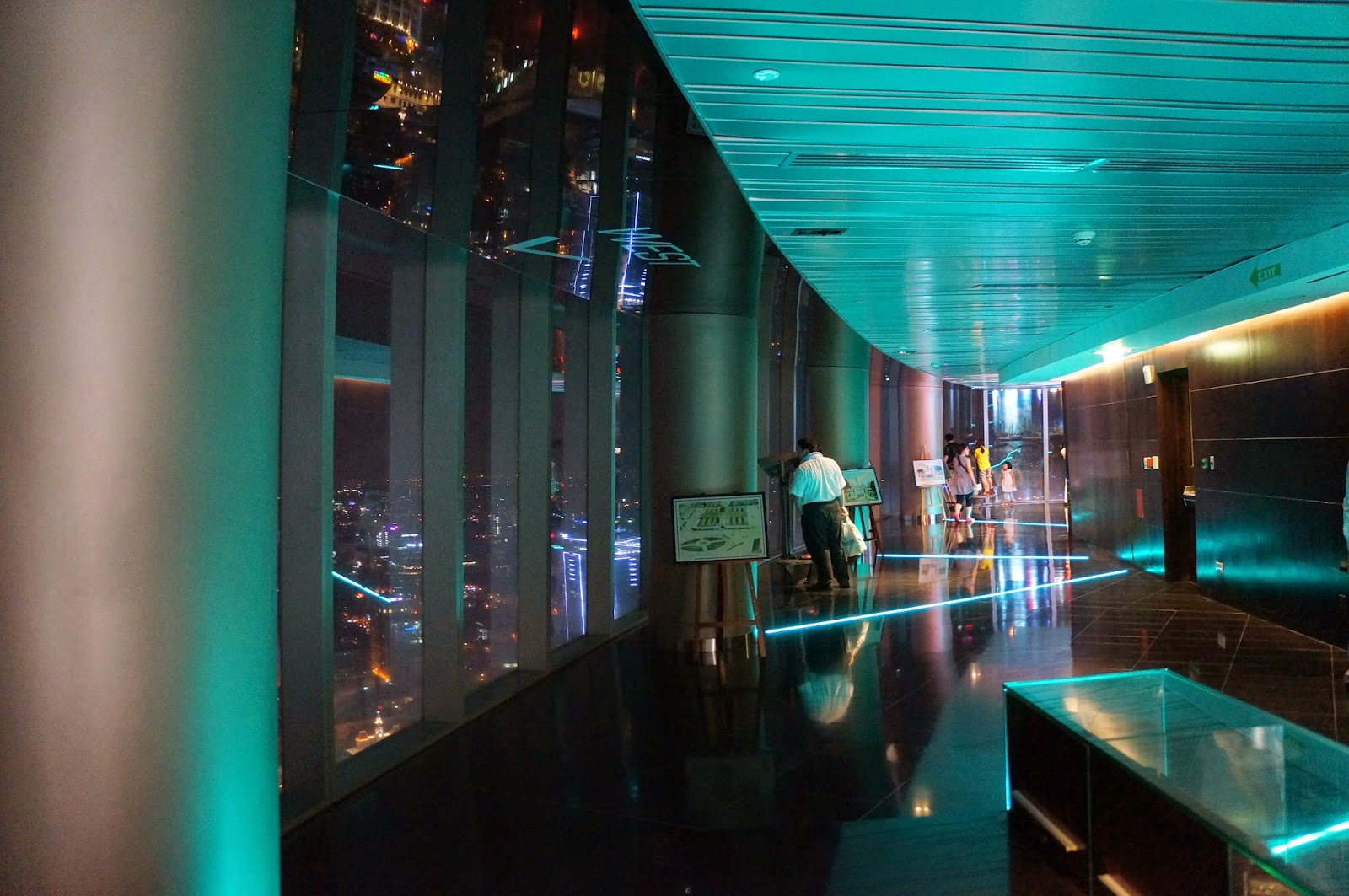 Saigon Skydeck interior