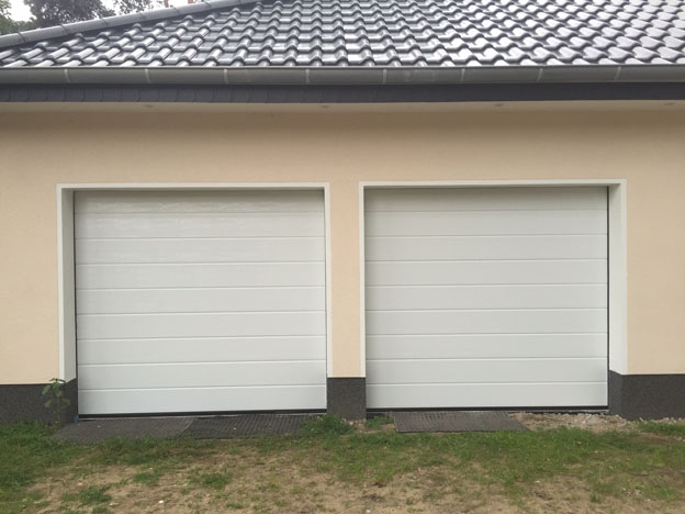 Garagentore und Hoftorantriebe, Berlin Brandenburg: Oktober 2015