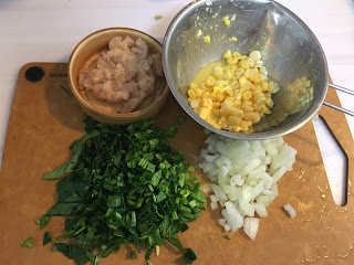 煮媽媽 - 菠菜粟米肉粒飯