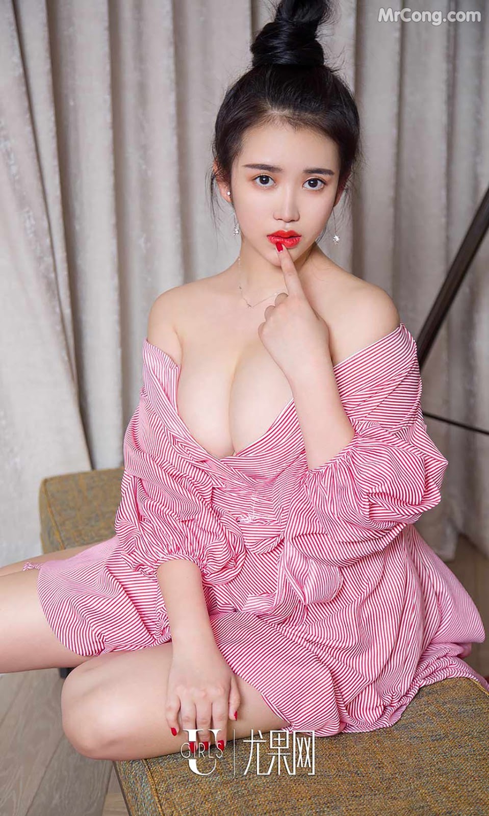 UGIRLS - Ai You Wu App No.784: Model Xue Wan (薛 婉) (40 photos) photo 1-15