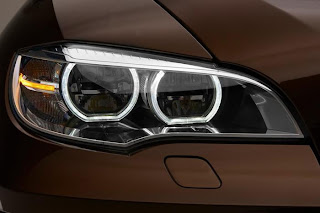 facelifted bmw x6 lights