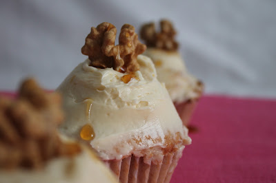 Cupcake_nueces_crema_ caramelo