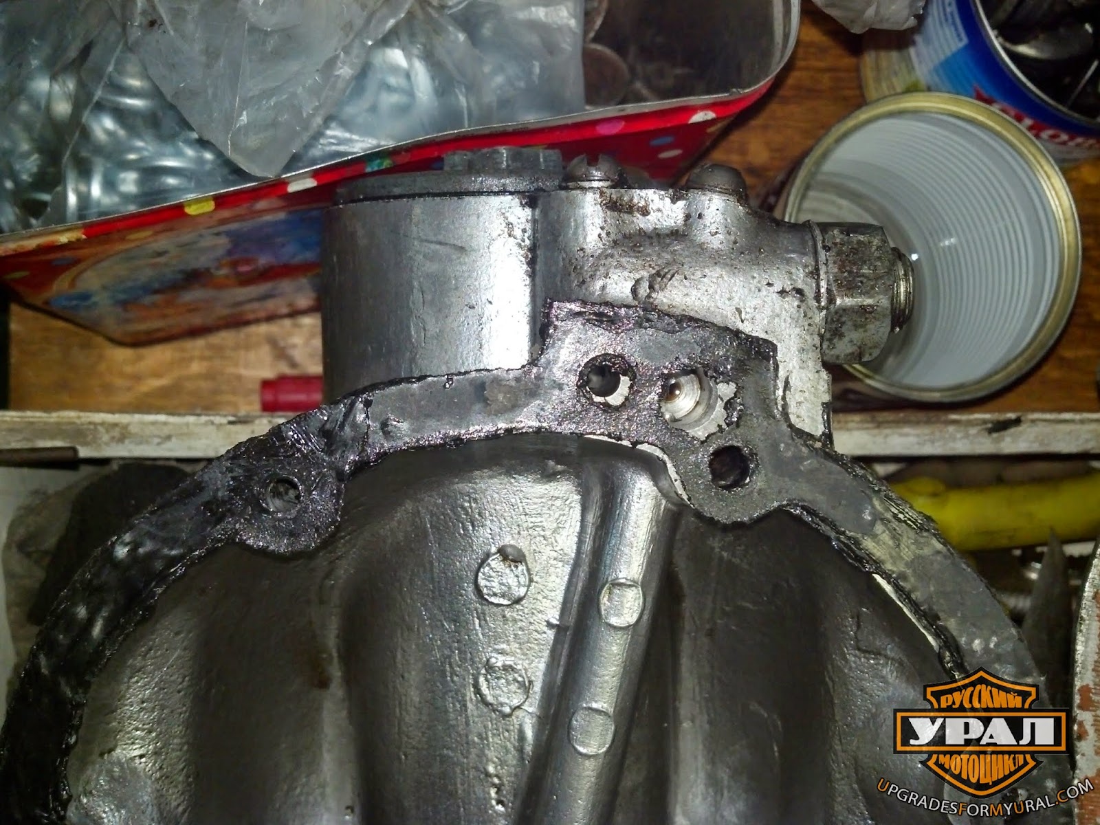 Крышки картера, масляный фильтр Урал М-67-36 (Чертеж № 11: список деталей, стоим