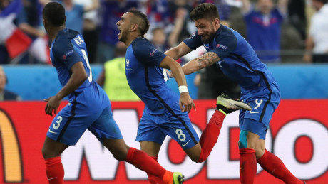 Vi Cristiano Ronaldo, nhieu ban tre mong Bo Dao Nha vo dich Euro 2016 - Anh 3