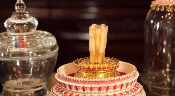 Penhores Online: Dente de Buda