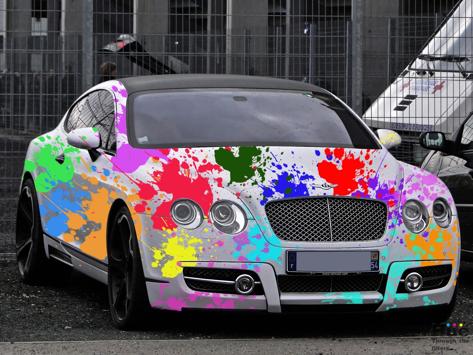 Hue: Holi colors on a car