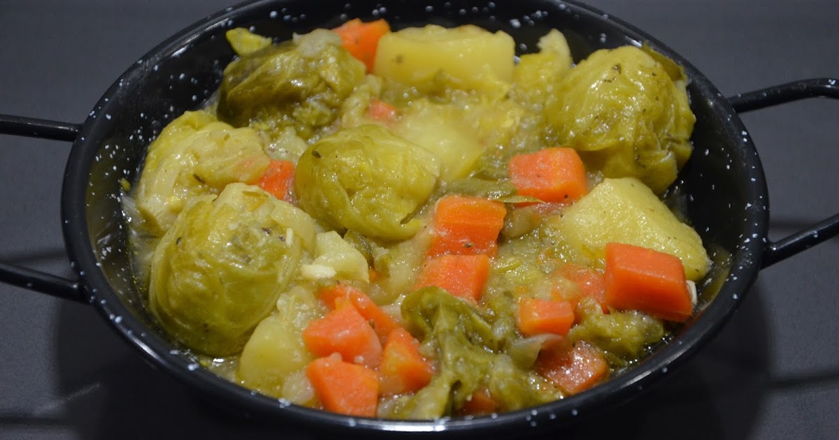 LA FONDA DEL MONO. COLES DE BRUSELAS GUISADAS CON PATATAS Y ZANAHORIA.