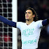 Cavani homenajea al Chapecoense... y le amonestan
