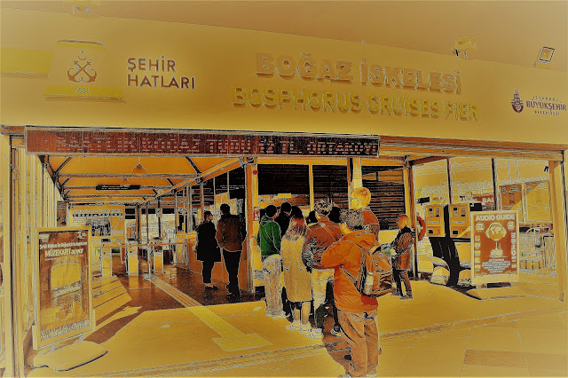 Recommending to take Short Bosphorus Cruise which lasted for 90 minutes tour with Sehir Hatlari to see European and Asian sides of Istanbul, Turkey Recommending to take Short Bosphorus Cruise which lasted for 90 minutes tour with Sehir Hatlari to see European and Asian sides of Istanbul, Turkey