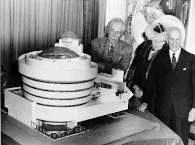 Image result for October 21, 1959, on New York City’s Fifth Avenue, thousands of people line up outside a bizarrely shaped white concrete building that resembled a giant upside-down cupcake.