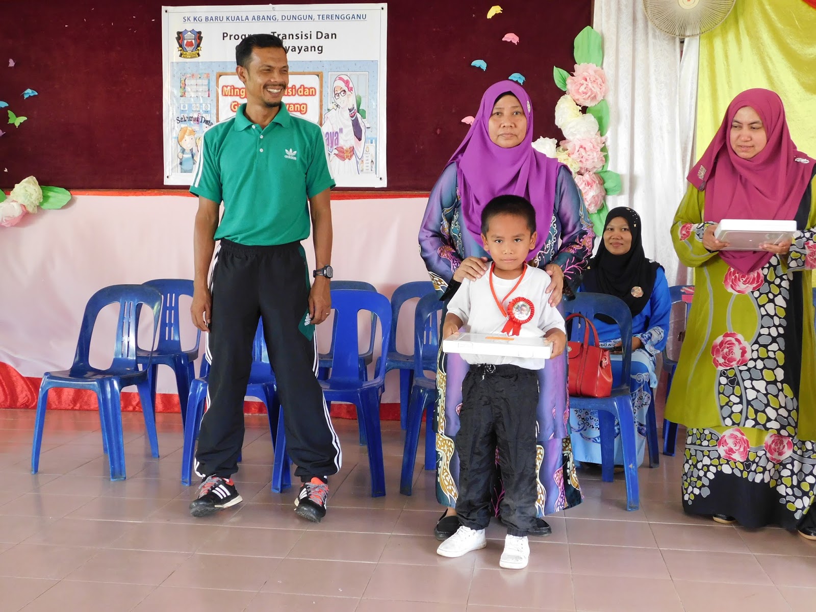 Teks Pengacara Majlis Sambutan Hari Malaysia / Teks pengacara majlis