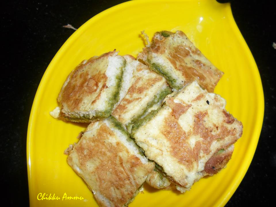 Chikkus Kitchen SpicyGreenMint Chutney Egg Bread Sandwich