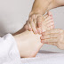 पैरों की देखभाल/Foot Care/ फटी एड़ियां और दरारें भरने के घरेलू नुस्खे/कैसे पाएं खूबसूरत पैर/Home Remedies for Foot Care