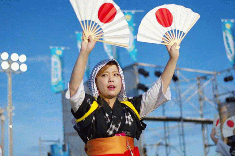girl,dancing,kimono,fans,Japan