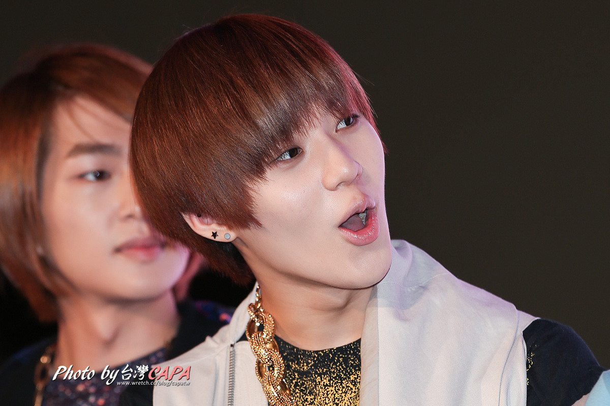 тэмин молодожены гиф. молодожены тэмин. самый красивый рисунок айдолов. Taemin. молодожены тэмин.