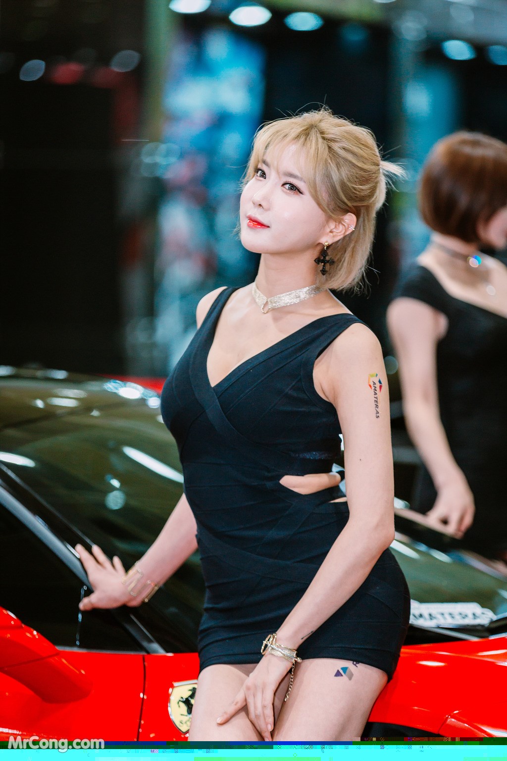 Heo Yoon Mi's beauty at the 2017 Seoul Auto Salon exhibition (175 photos)