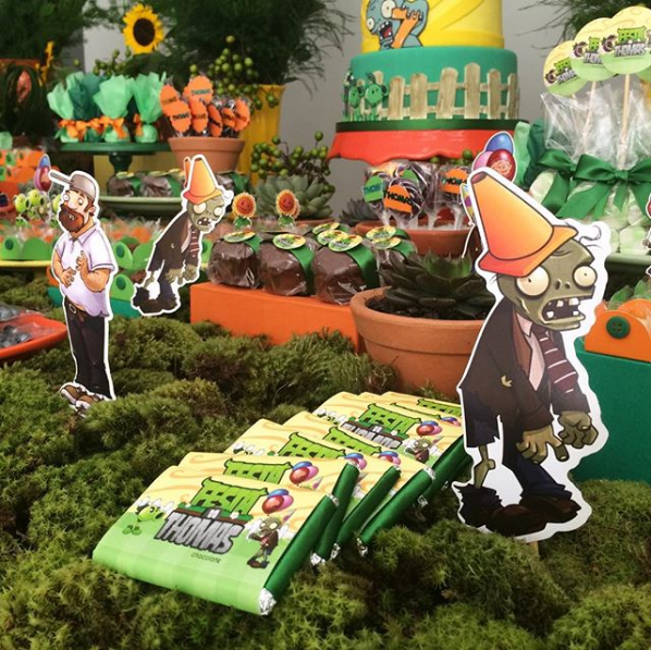 Fiesta temática de plantsvszombies