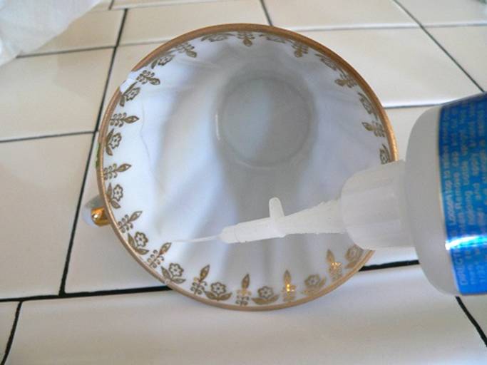 BSI News Reparing Broken Porcelain Tea Cups and Saucers Using BSI