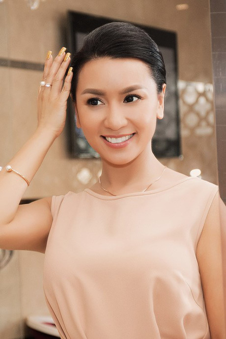 Danh sach my nhan chi thich yeu va lay chong giau - Anh 2