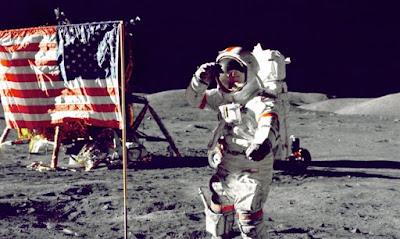 ¿Se puede ver desde la Tierra las banderas norteamericanas en la Luna?