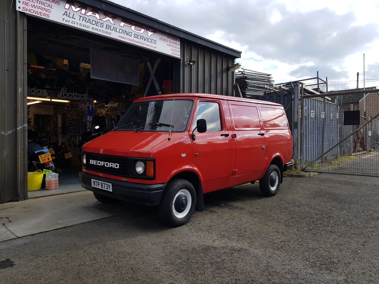 Bedford CF2 Van ebay 1982 Bedford CF with sliding drivers door UK