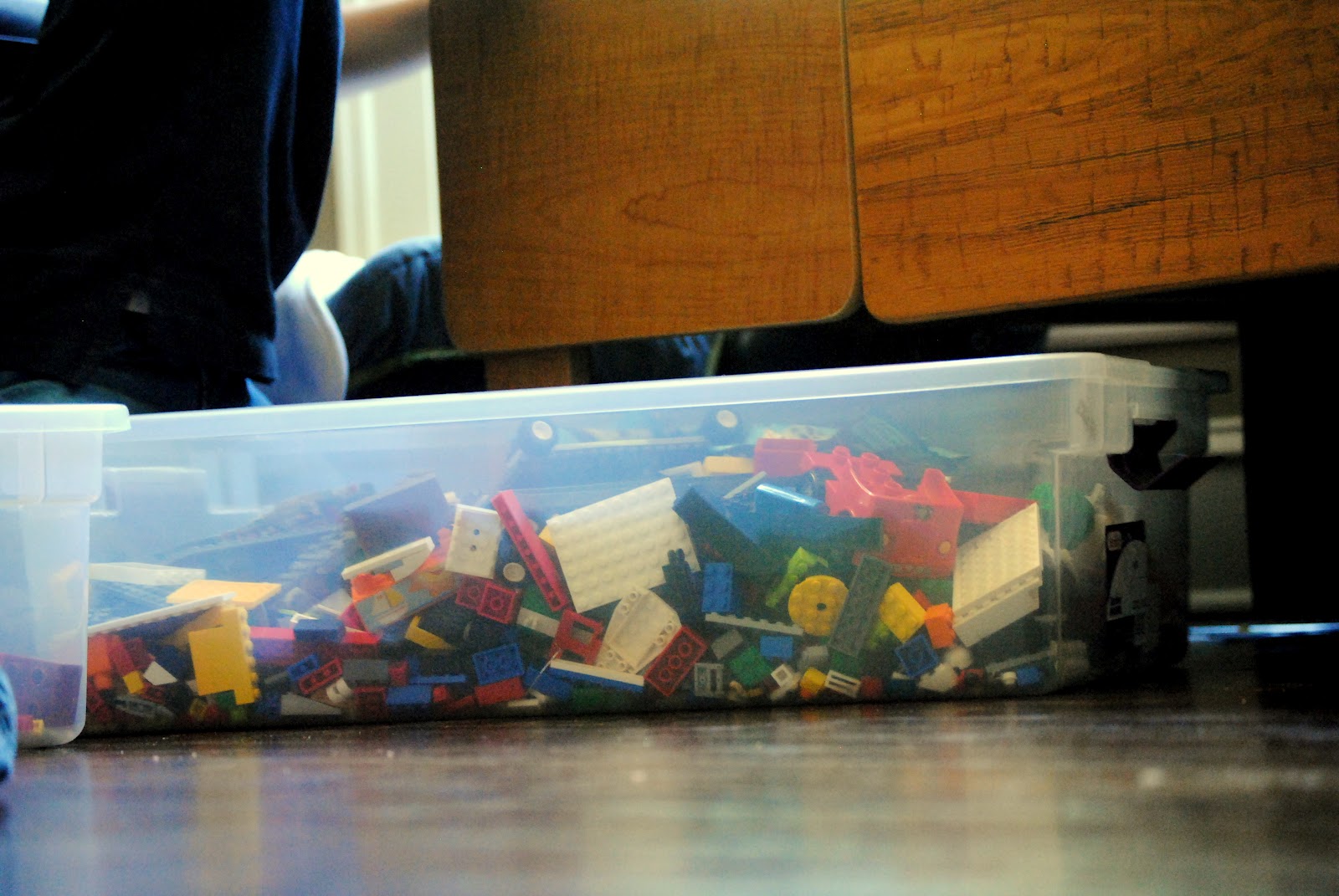 Train table to Lego table DIY