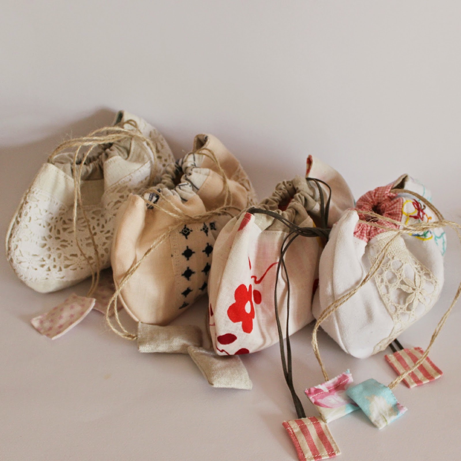 Roxy Creations: Pillows and pouches