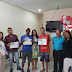 Ibicaraí - Prefeitura por meio da secretaria de Assistência Social / PBF realizou a entrega de cartões a 50 novos beneficiários