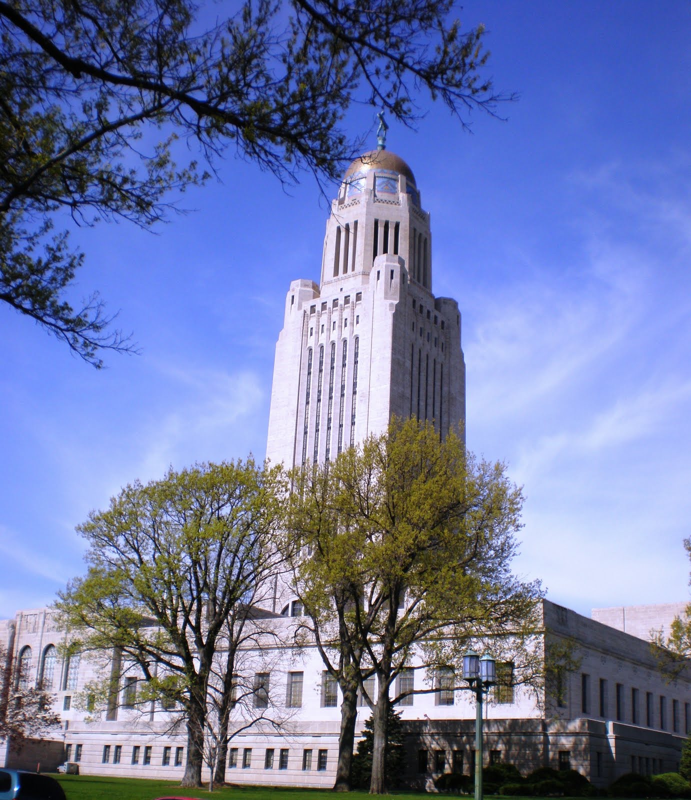 Tins and Treasures The Cornhusker State Visit the Capital City