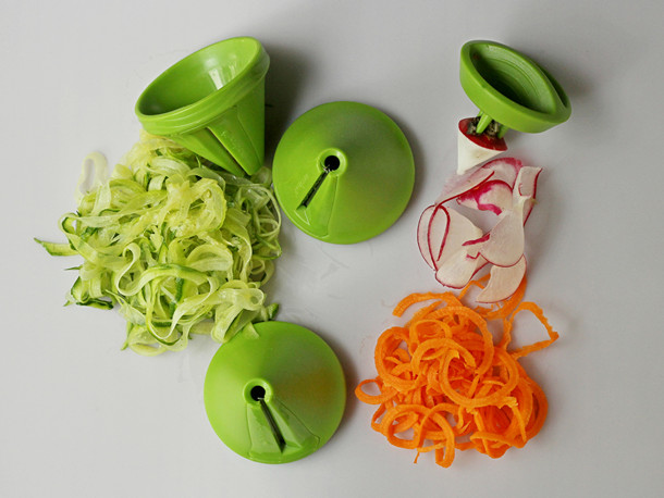 NEW Mastrad Deco Veggie Slicer 3-in-1 Spiral Julienne Vegetable Slicer GREEN 